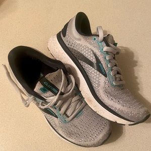 Brooks Glycerin running shoes